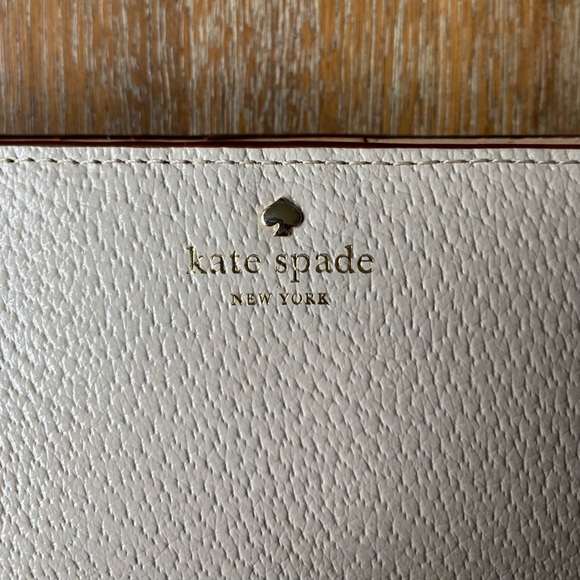 Kate Spade Stacy Bifold Grand Street Pebble - Picture 3 of 11